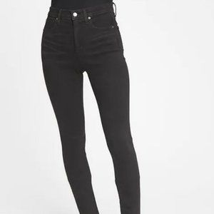 GAP True Skinny High Rise Black Jeans (short)